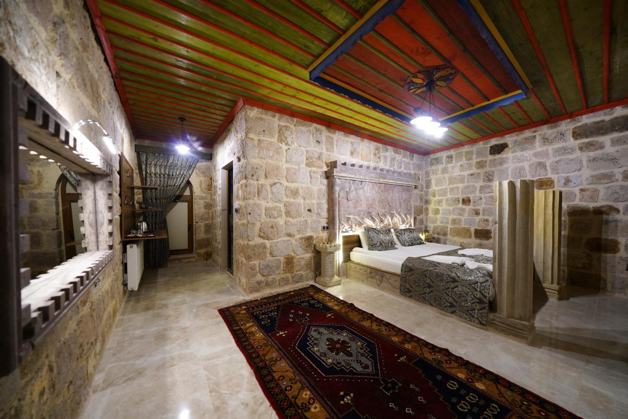 Kayatas Cave Suites Goreme Exterior photo