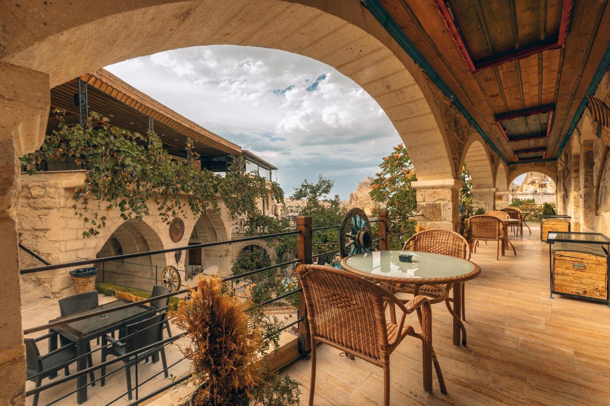 Kayatas Cave Suites Goreme Exterior photo